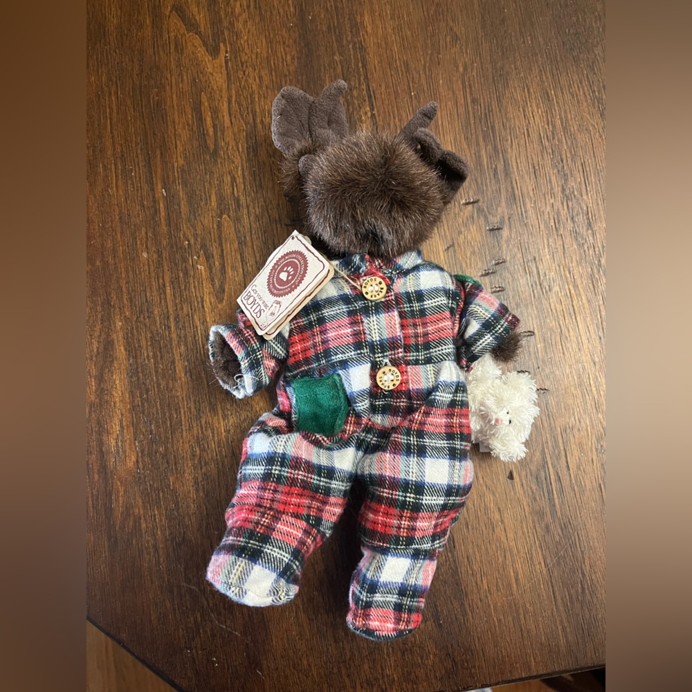 Boyd’s bear Plaid Moose Plush with Green Accents
